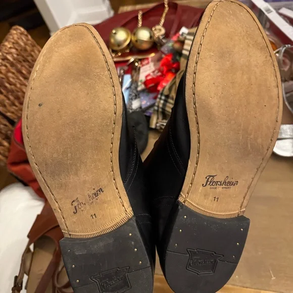 Florsheim Black Leather Oxfords - Picture 4 of 4